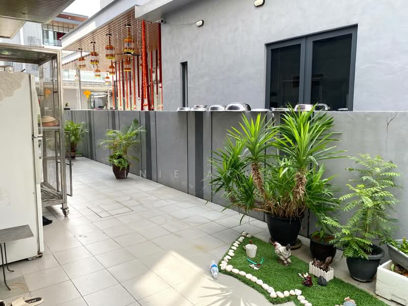 Rumah Berkembar untuk Dijual di Shah Alam (Selangor) - Dinie Akmal - Exterior - PropertyGuru.com.my