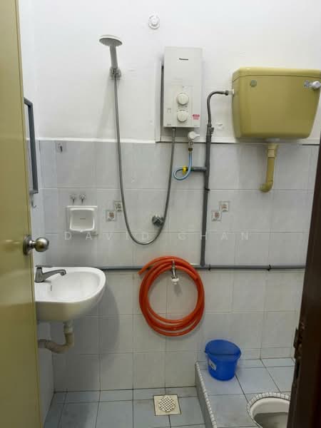 2-storey Terraced House for Rent in Taman Setia Indah (Tebrau) - David Chan - Bathroom - PropertyGuru.com.my