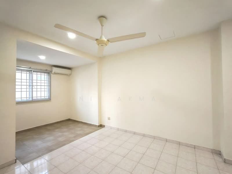 Semi-Detached House for Sale in Kuchai Lama (Kuala Lumpur) - Dinie Akmal - Interior - PropertyGuru.com.my
