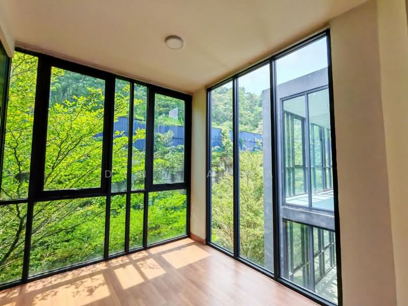 4-storey Terraced House for Sale in Damansara Perdana (Selangor) - Dinie Akmal - View - PropertyGuru.com.my