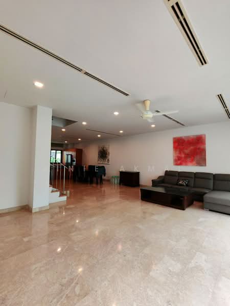 Townhouse for Sale in Taman Sri Hartamas (Sri Hartamas) - Dinie Akmal - Living Room - PropertyGuru.com.my