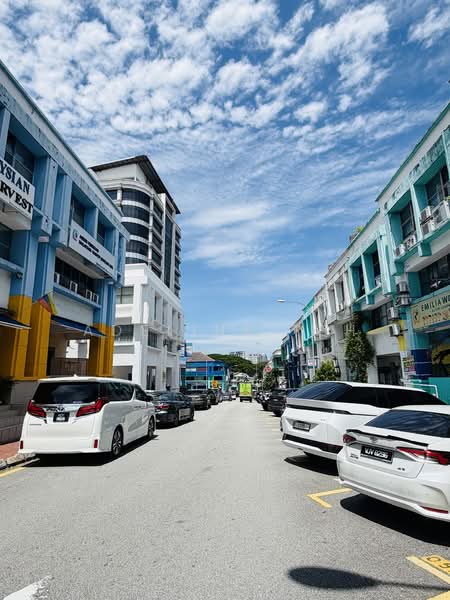 Shop / Office for Sale in Kuala Lumpur (Kuala Lumpur) - Adeline Teh - Exterior - PropertyGuru.com.my