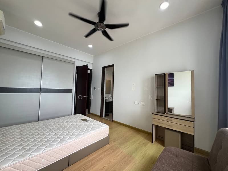 Condominium for Rent at Royal Strand @ Country Garden Danga Bay - Louis Tan - Bedroom - PropertyGuru.com.my