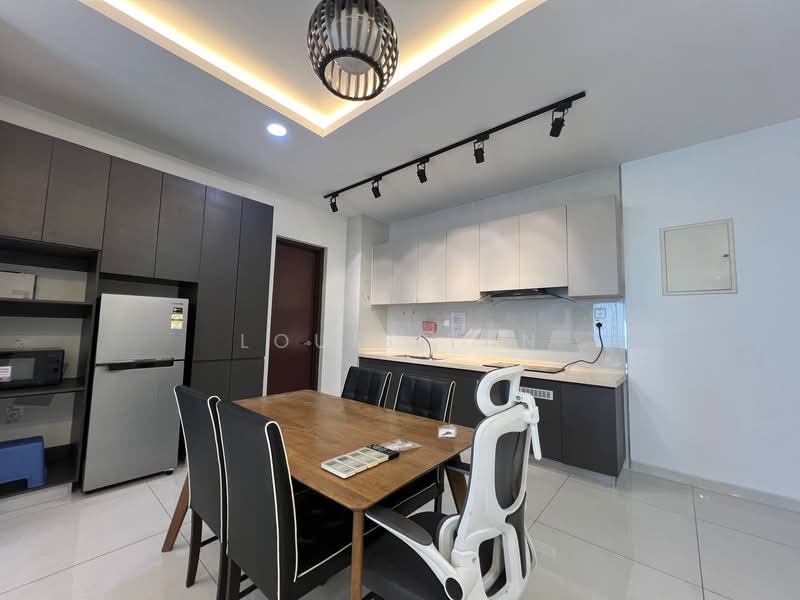 Condominium for Rent at Royal Strand @ Country Garden Danga Bay - Louis Tan - Kitchen - PropertyGuru.com.my