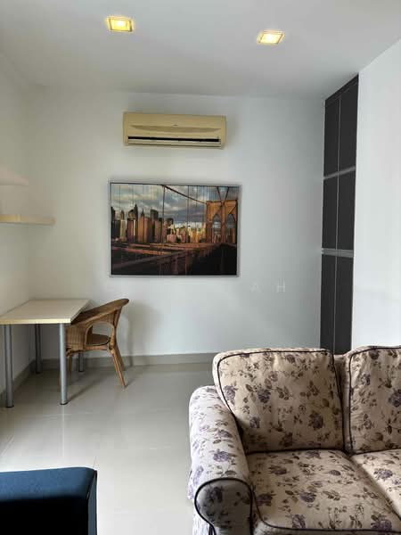 Servis Apartment untuk Disewa di One Residency - Chen Kah Seng - Living Room - PropertyGuru.com.my