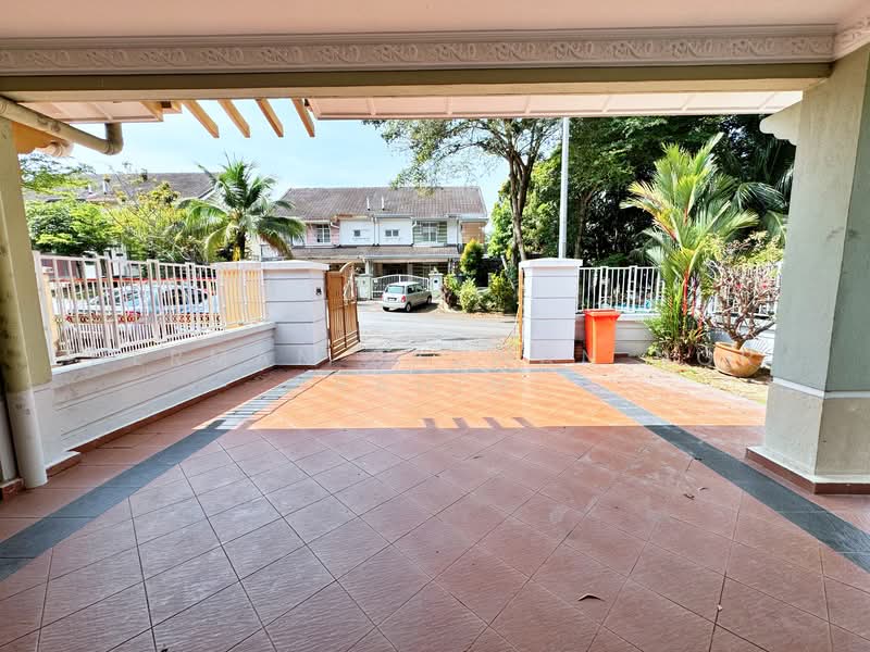 Rumah Kluster untuk Dijual di Bandar Seri Putra (Bangi) - Herman Sazwan Nor Rahim - Exterior - PropertyGuru.com.my