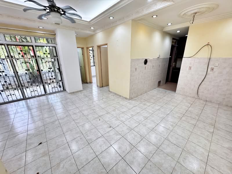 Rumah Kluster untuk Dijual di Bandar Seri Putra (Bangi) - Herman Sazwan Nor Rahim - Dining Room - PropertyGuru.com.my