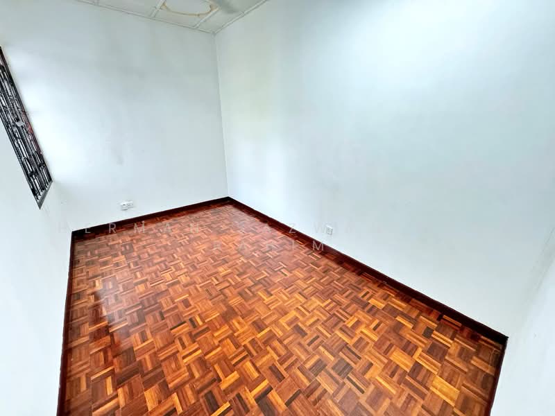 Rumah Kluster untuk Dijual di Bandar Seri Putra (Bangi) - Herman Sazwan Nor Rahim - Bedroom - PropertyGuru.com.my