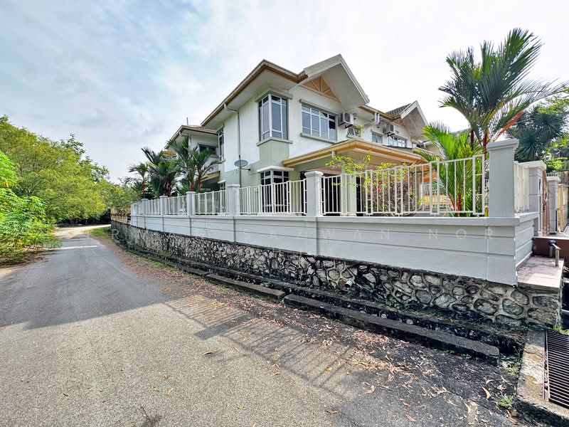 Rumah Kluster untuk Dijual di Bandar Seri Putra (Bangi) - Herman Sazwan Nor Rahim - Exterior - PropertyGuru.com.my