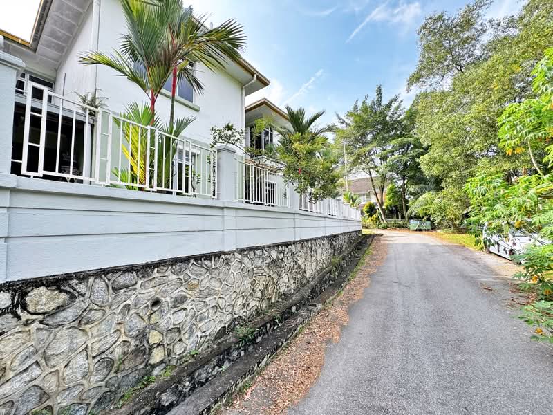 Rumah Kluster untuk Dijual di Bandar Seri Putra (Bangi) - Herman Sazwan Nor Rahim - Exterior - PropertyGuru.com.my