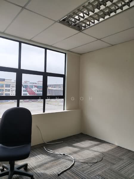 Shop / Office for Rent in Taman Pinggiran Putra (Seri Kembangan) - Ann Goh - PropertyGuru.com.my