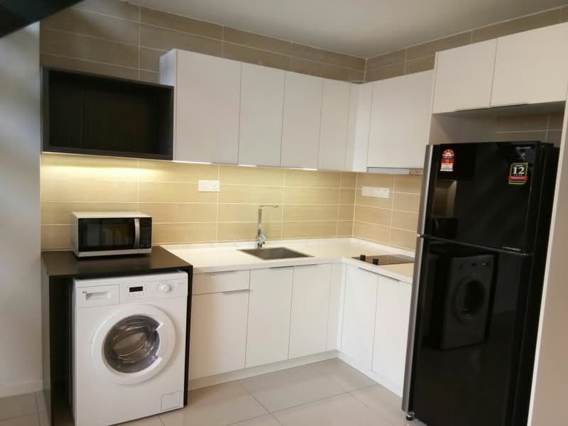 Service Residence for Sale at D'Latour - Alex Loo - Kitchen - PropertyGuru.com.my