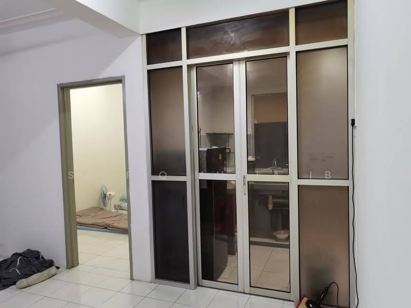 Pangsapuri untuk Disewa di Putra Ria Apartment - Shafiq Muttalib - Bedroom - PropertyGuru.com.my