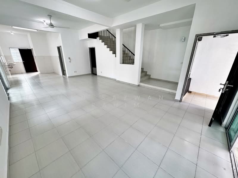 2-storey Terraced House for Sale in Nilai Impian (Nilai) - Herman Sazwan Nor Rahim - Living Room - PropertyGuru.com.my