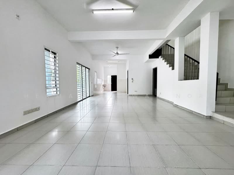 2-storey Terraced House for Sale in Nilai Impian (Nilai) - Herman Sazwan Nor Rahim - Living Room - PropertyGuru.com.my