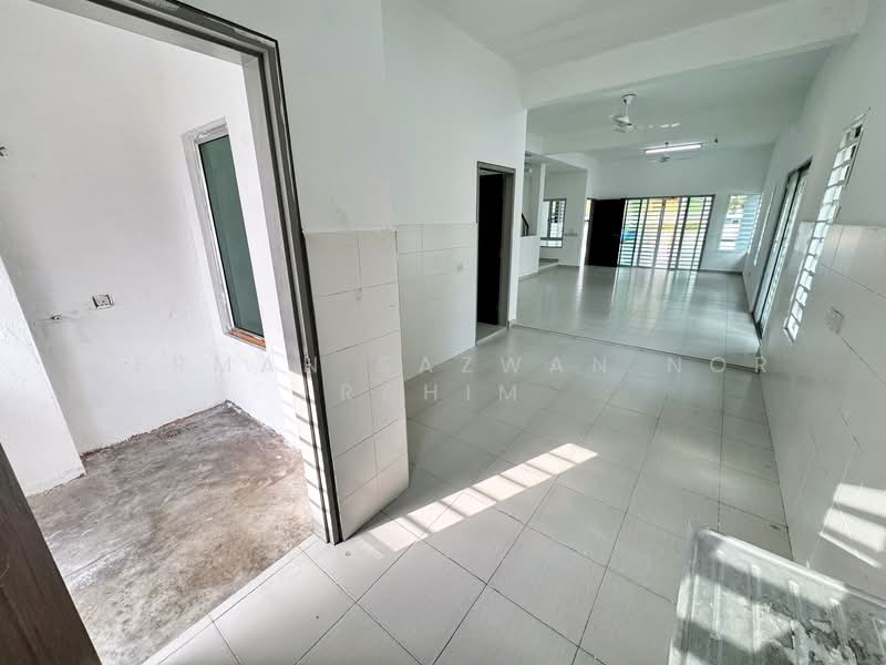 2-storey Terraced House for Sale in Nilai Impian (Nilai) - Herman Sazwan Nor Rahim - Kitchen - PropertyGuru.com.my
