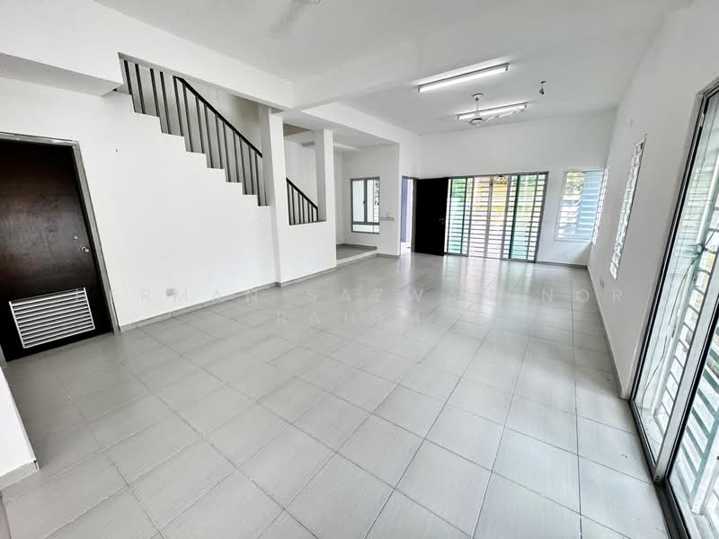 2-storey Terraced House for Sale in Nilai Impian (Nilai) - Herman Sazwan Nor Rahim - Living Room - PropertyGuru.com.my