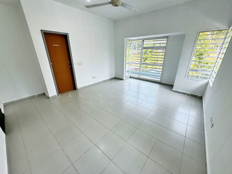 2-storey Terraced House for Sale in Nilai Impian (Nilai) - Herman Sazwan Nor Rahim - Bedroom - PropertyGuru.com.my