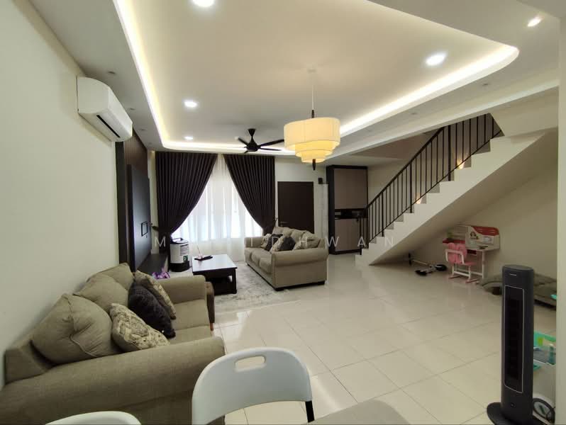 Terraced House for Rent in Sepang (Selangor) - M. Ridhwan - Living Room - PropertyGuru.com.my