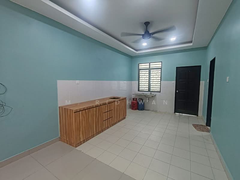 Rumah Teres 2 Tingkat untuk Dijual di Rawang (Selangor) - M. Ridhwan - Kitchen - PropertyGuru.com.my