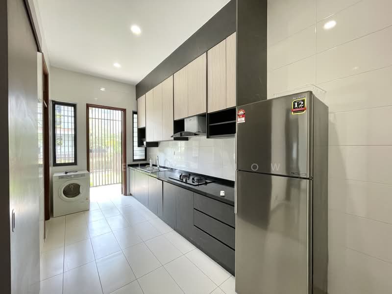 Semi-Detached House for Rent in Eco Sanctuary (Telok Panglima Garang) - Wei Wei Low - Kitchen - PropertyGuru.com.my