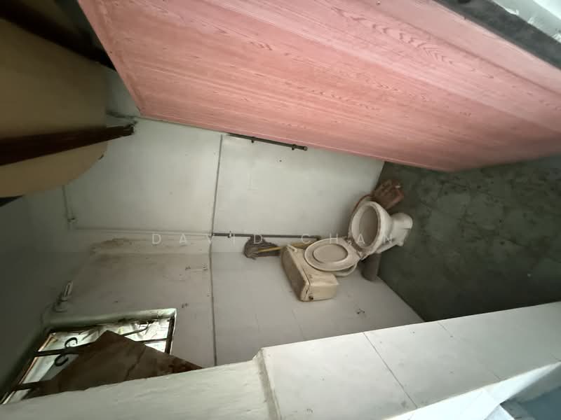 Flat for Sale at Flat Taman Ungku Tun Aminah - David Chan - Bathroom - PropertyGuru.com.my