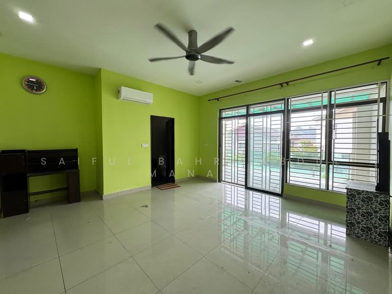 Rumah Teres 2 Tingkat untuk Dijual di M Residence (Rawang) - Saiful Bahri Abdul Manan - Living Room - PropertyGuru.com.my