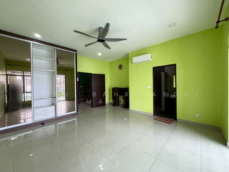 Rumah Teres 2 Tingkat untuk Dijual di M Residence (Rawang) - Saiful Bahri Abdul Manan - Bedroom - PropertyGuru.com.my