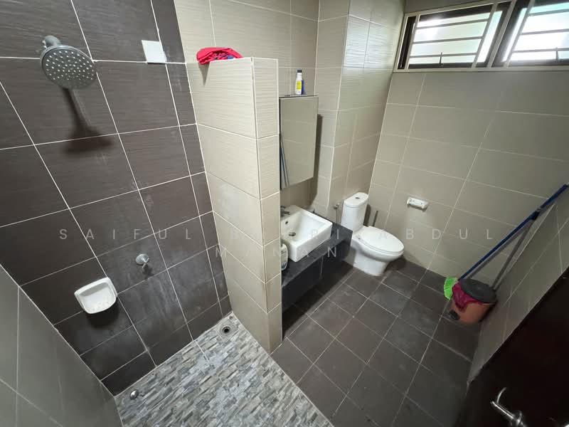 Rumah Teres 2 Tingkat untuk Dijual di M Residence (Rawang) - Saiful Bahri Abdul Manan - Bathroom - PropertyGuru.com.my