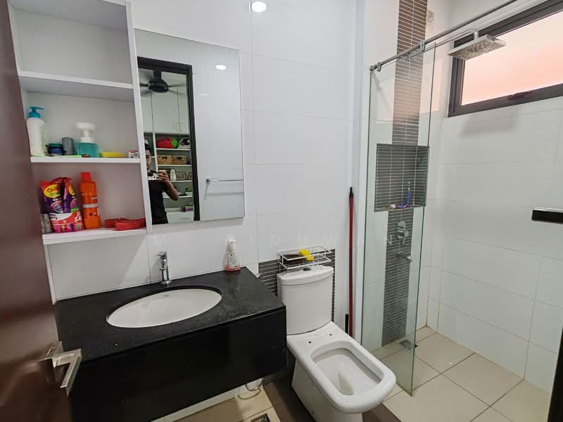 Semi-Detached House for Sale in Alam Impian (Shah Alam) - M. Ridhwan - Bathroom - PropertyGuru.com.my