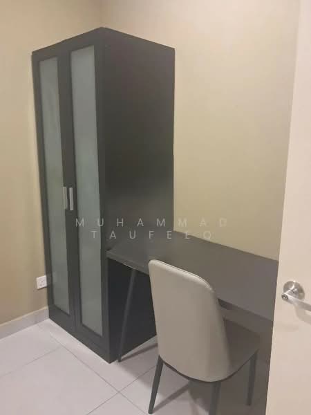 Service Residence for Rent at Dorsett Waterfront Subang - Muhammad Taufeeq - Study - PropertyGuru.com.my