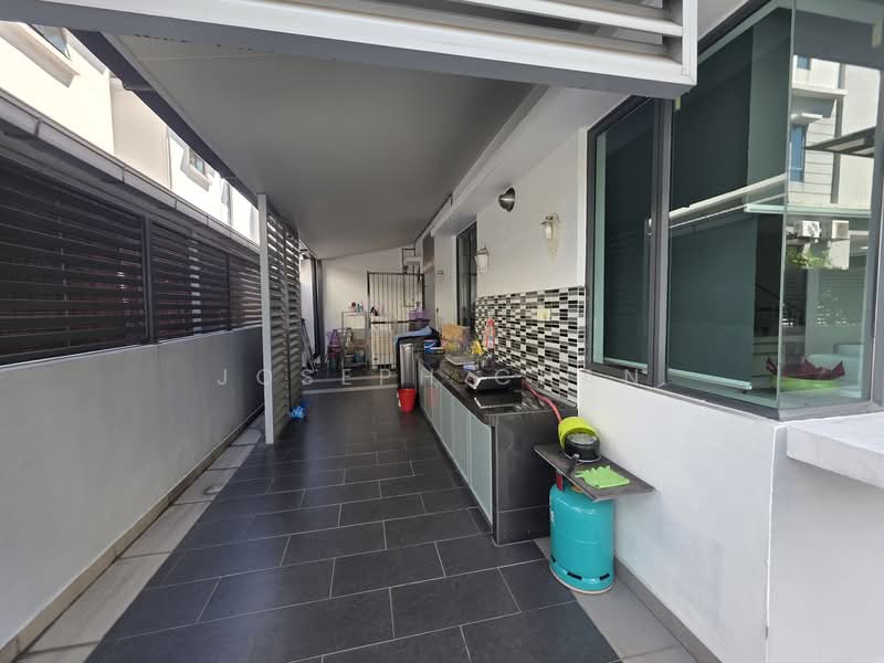 Semi-Detached House for Sale in Shah Alam (Selangor) - Joseph Chan - Back yard - PropertyGuru.com.my