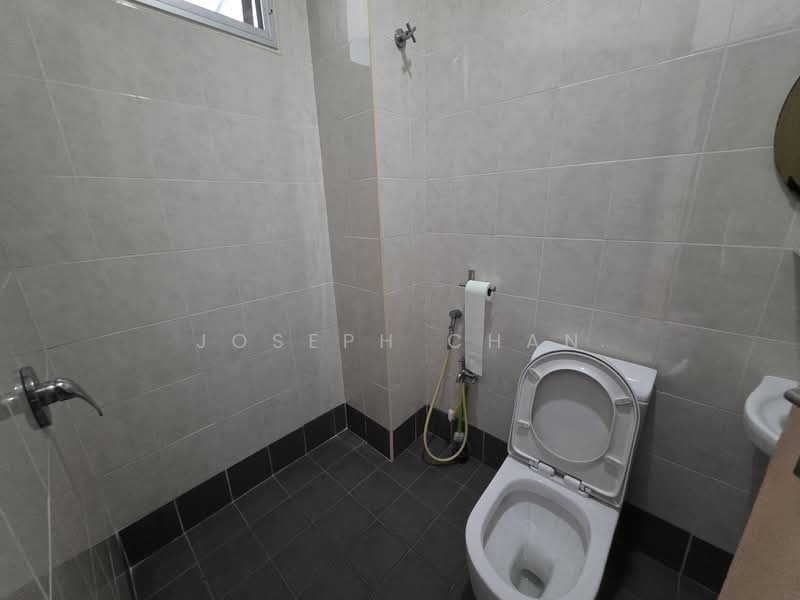 Semi-Detached House for Sale in Shah Alam (Selangor) - Joseph Chan - Bathroom - PropertyGuru.com.my