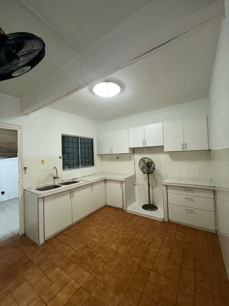 Rumah Teres 2 Tingkat untuk Dijual di Bandar Menjalara (Kuala Lumpur) - Kayson Wong - Kitchen - PropertyGuru.com.my