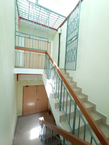 Kedai untuk Dijual di Taman Maluri (Cheras) - Josh Chong - Corridor - PropertyGuru.com.my