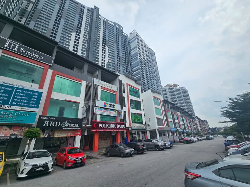 Shop for Sale in Balakong (Selangor) - Adam Puah - Exterior - PropertyGuru.com.my