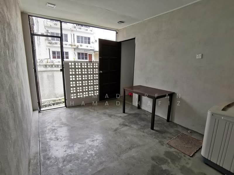 2-storey Terraced House for Rent in Seksyen 7 (Shah Alam) - Muhamad Irfan Muhamad Hafiz - Laundry - PropertyGuru.com.my