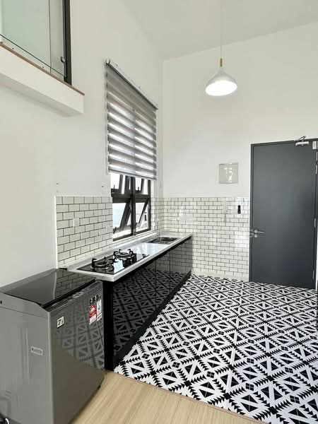 Service Residence for Sale at Sunway Grid Residence - Daniel Yong - Kitchen - PropertyGuru.com.my