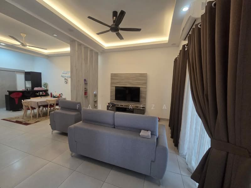 Rumah Teres 2 Tingkat untuk Dijual di Nilai Impian (Nilai) - FAIZ REZA - Living Room - PropertyGuru.com.my