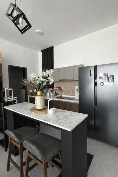 Servis Apartment untuk Disewa di Altris Residences @ The Quartz WM - Summer Tam - Kitchen - PropertyGuru.com.my