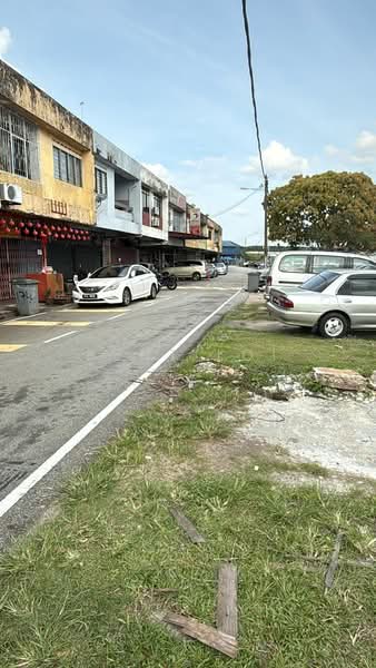 Kedai / Pejabat untuk Disewa di Senai (Kulai) - Kent Loi - Exterior - PropertyGuru.com.my