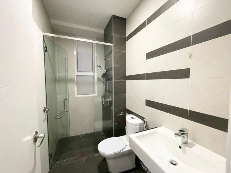 Condominium for Sale at D'Suites Akasia Horizon @ Horizon Hills - Daniel Yong - Bathroom - PropertyGuru.com.my