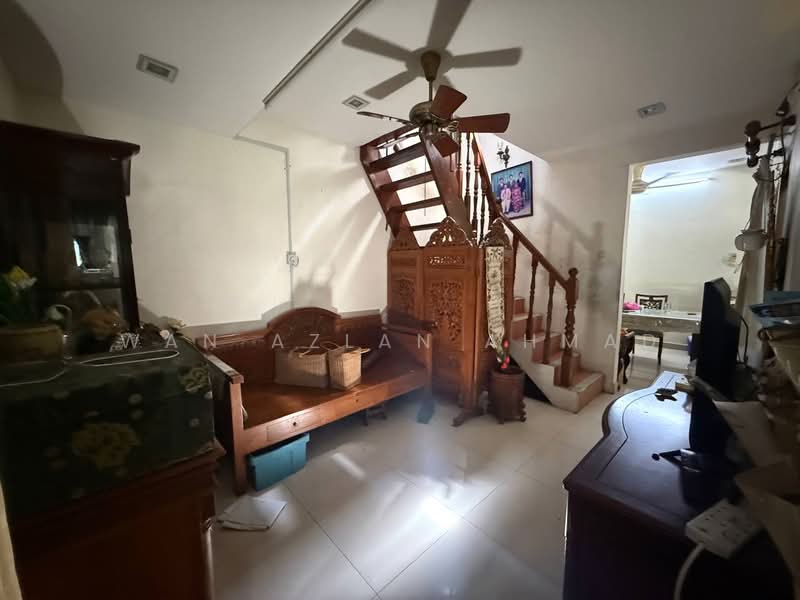 2-storey Terraced House for Sale in Seksyen 24 (Shah Alam) - Wan Azlan Ahmad - PropertyGuru.com.my