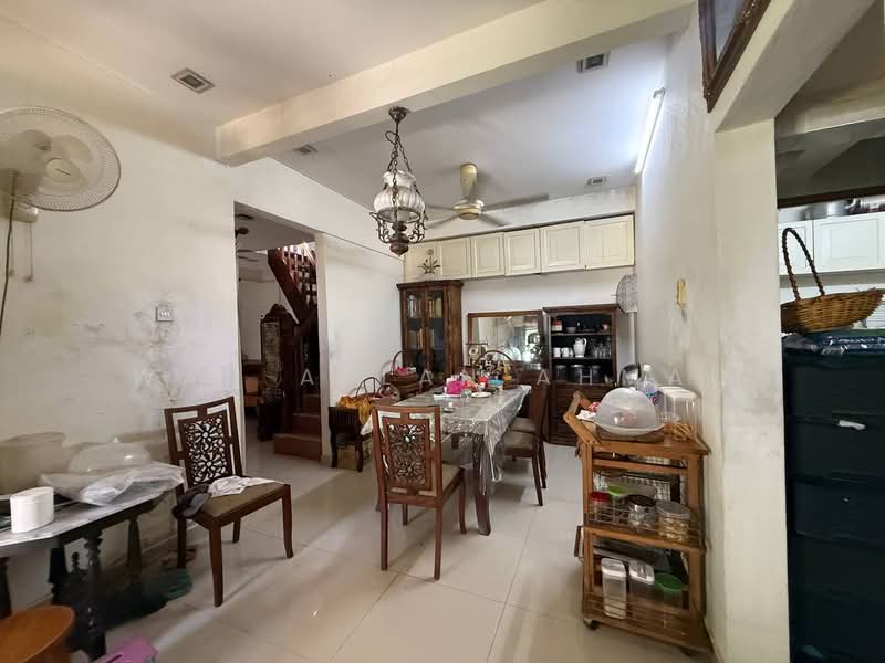 2-storey Terraced House for Sale in Seksyen 24 (Shah Alam) - Wan Azlan Ahmad - PropertyGuru.com.my
