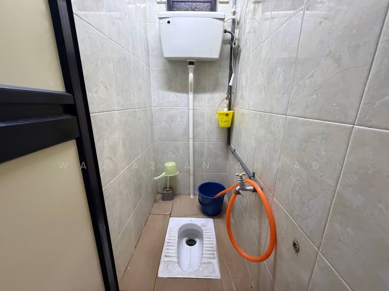 2-storey Terraced House for Sale in Seksyen 24 (Shah Alam) - Wan Azlan Ahmad - PropertyGuru.com.my
