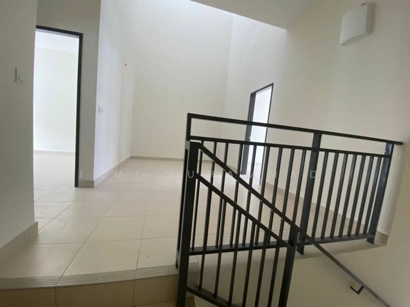2-storey Terraced House for Sale in Iringan Bayu (Seremban) - Ismi Muhammad - Interior - PropertyGuru.com.my