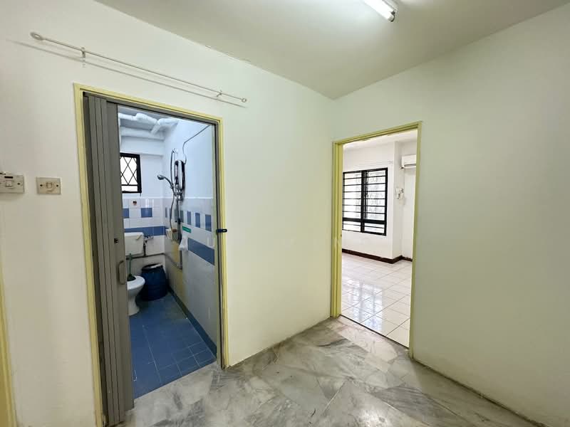 Condominium for Sale at Le Jardin Deluxe - Jun Ming - Bathroom - PropertyGuru.com.my