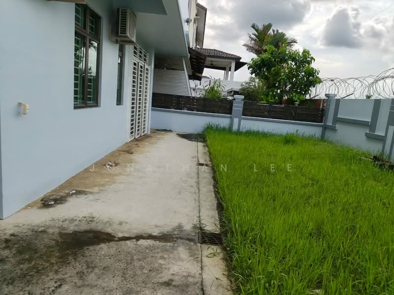 Semi-Detached House for Sale in Skudai (Johor) - Jonathan Lee - Exterior - PropertyGuru.com.my