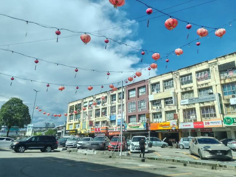 Shop for Rent in Pusat Bandar Puchong (Puchong) - Joanne Wong - Exterior - PropertyGuru.com.my