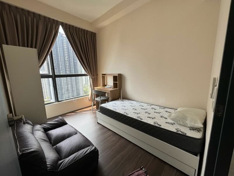 Servis Apartment untuk Disewa di Altris Residences @ The Quartz WM - Summer Tam - Bedroom - PropertyGuru.com.my
